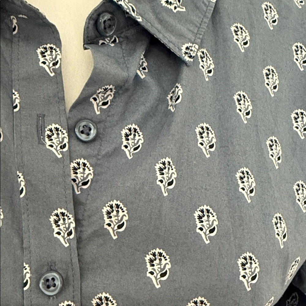 Garnet Hill Blue Gray Patterned Button Down Shirt - image 3